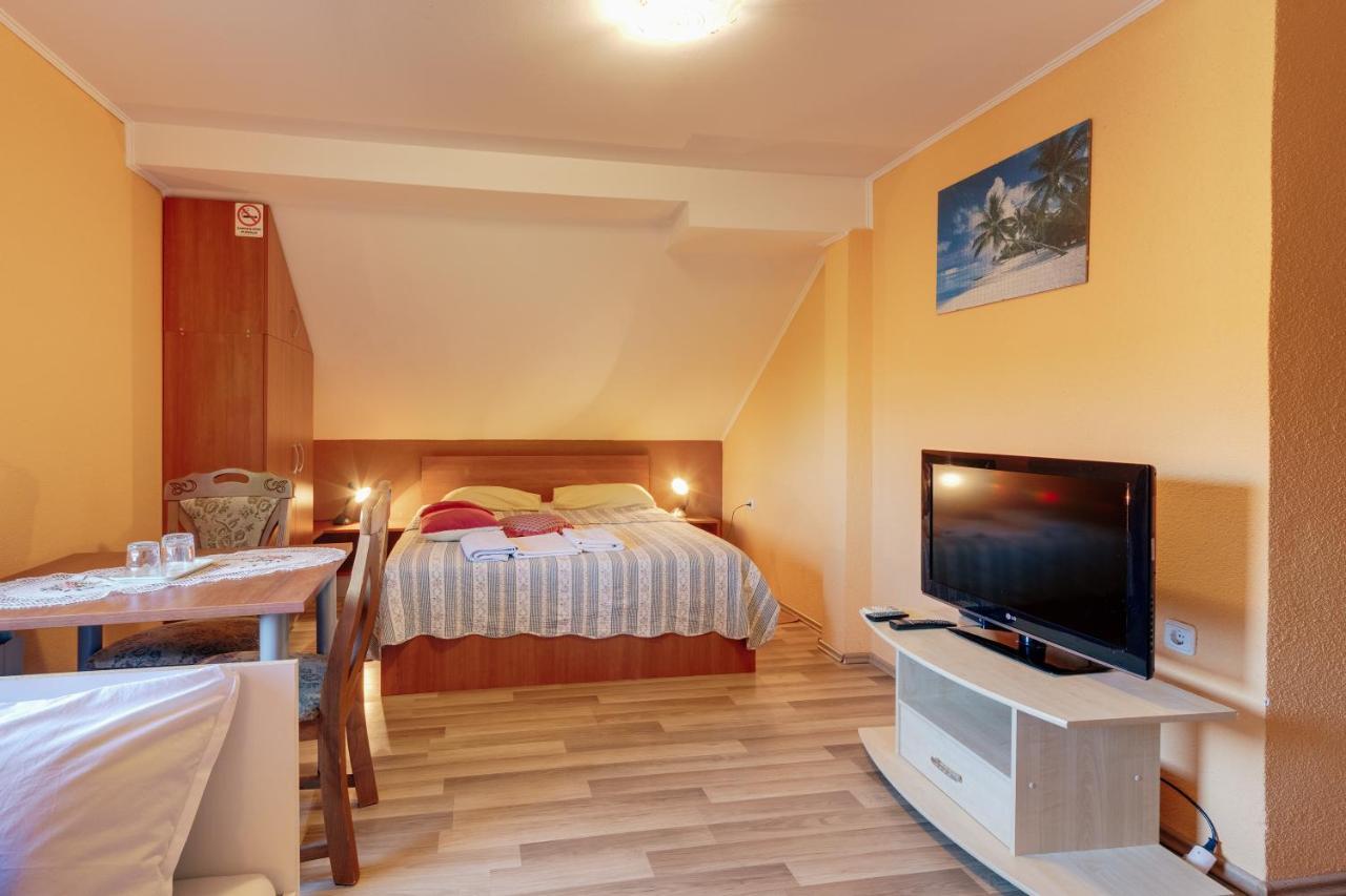 Apartments Lucija Slunj Exterior photo